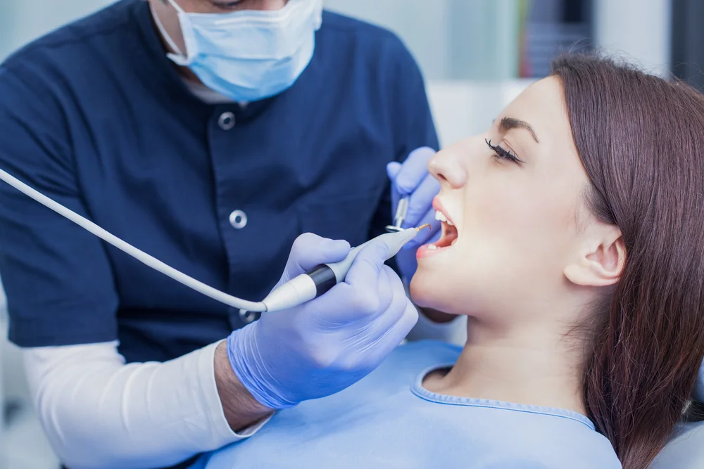 Importância do cirurgião-dentista em Unidade de Terapia Intensiva 2 Depositphotos 106858576 S