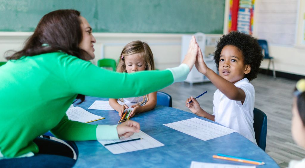 Ensino colaborativo: transformando a aprendizagem 3 3 2